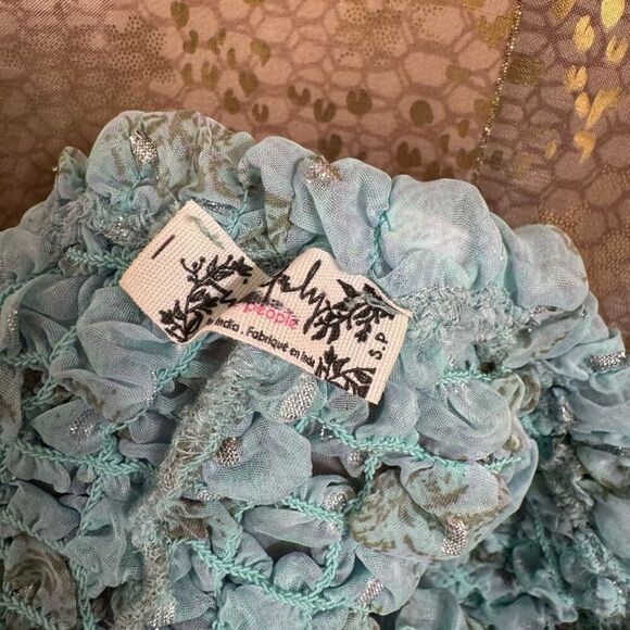 Free People Scrunch It Up Micro Booty Shorts Chambray Combo Blue Silver Small NW - Picture 3 of 11